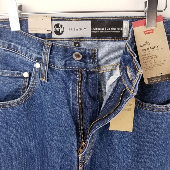 Levi's SilverTab '94 Baggy A35180008 Medium Wash Jeans NWT size 27x31 - Picture 10 of 15